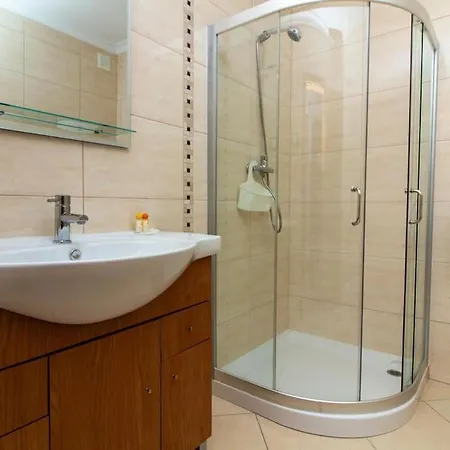 Villa Magnolia Ab House - Pool View & Privat Garden & Garage